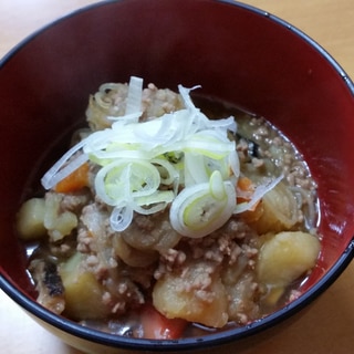 子供も食べやすい♪ひき肉で肉じゃが